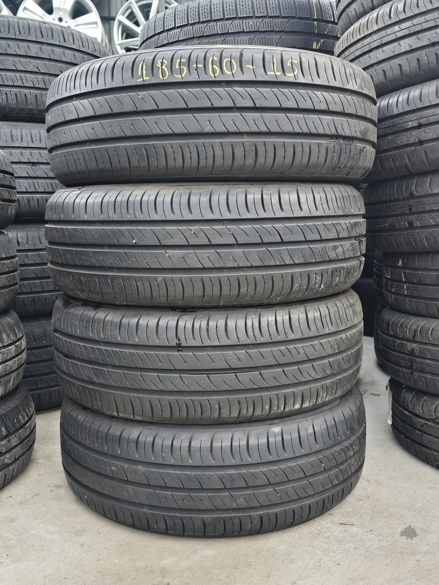4 Броя 185/60/15 Kumho 2x7,2mm 2x6,8mm