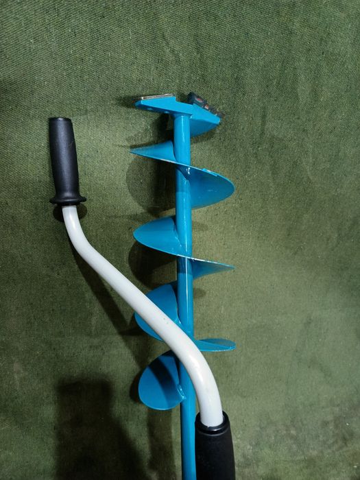 Продам ледобур 150