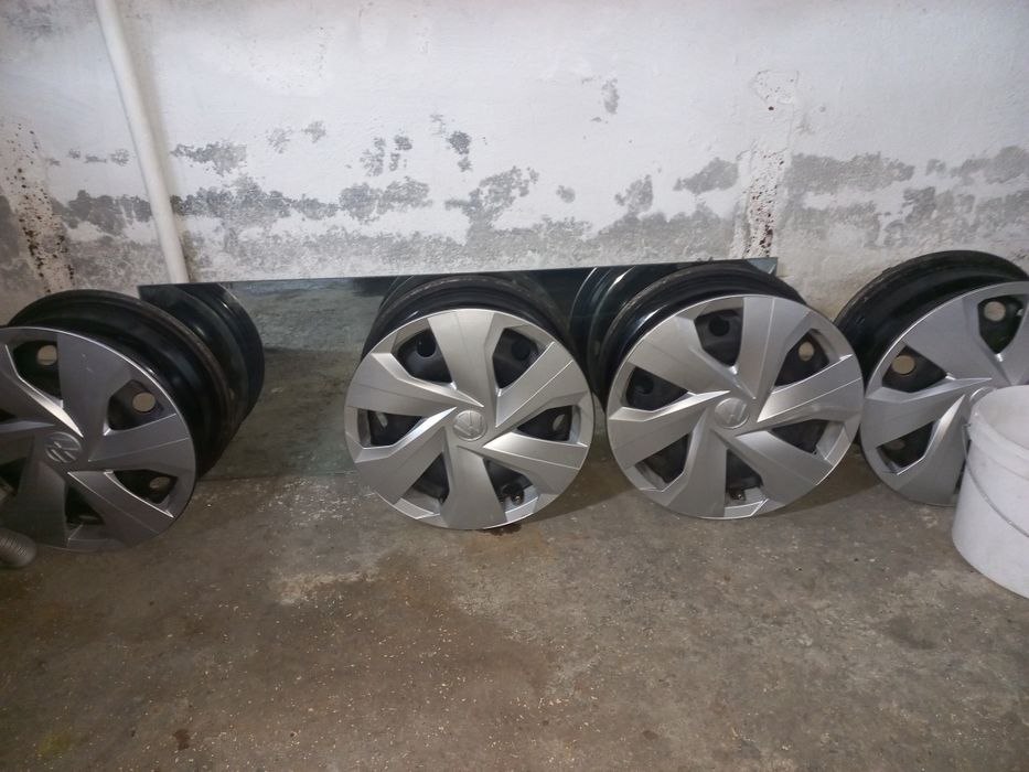 Колпаки р15 оригинал с фольксвагена