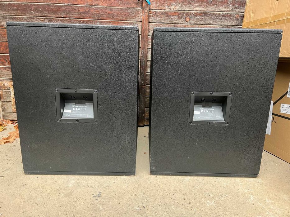 Продавам 2 броя Electro-Voice ELX118 400 W - 1600 W Peak (пасивни)