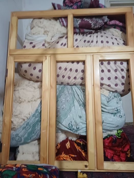 Дераза сотилади бухорода