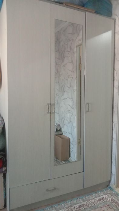 Продам шкаф в хорошем состоянии