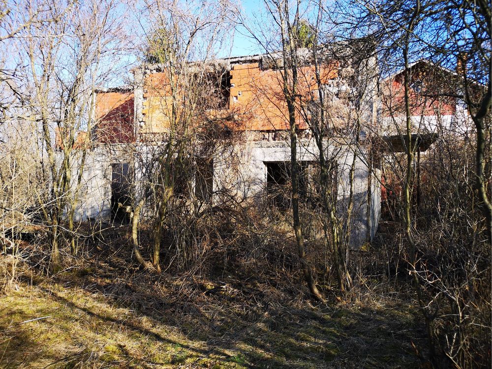 Къща в груб строеж