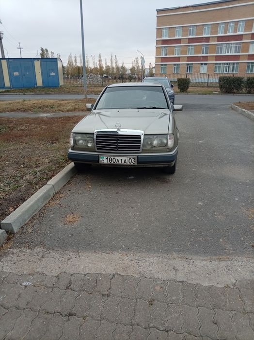 Мерседес бенз 124