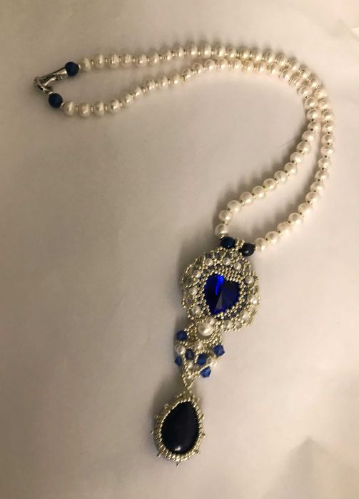 Set colier si cercei handmade cu perle de cultura-model desebit