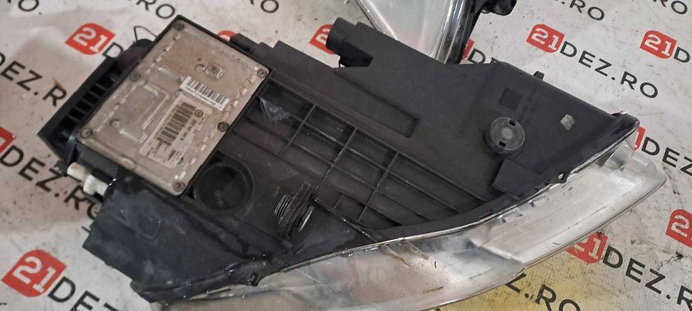 Faruri complete Bi-xenon VW Passat B6 Europa, far stanga - dreapta