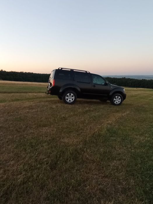 Nissan pathfinder