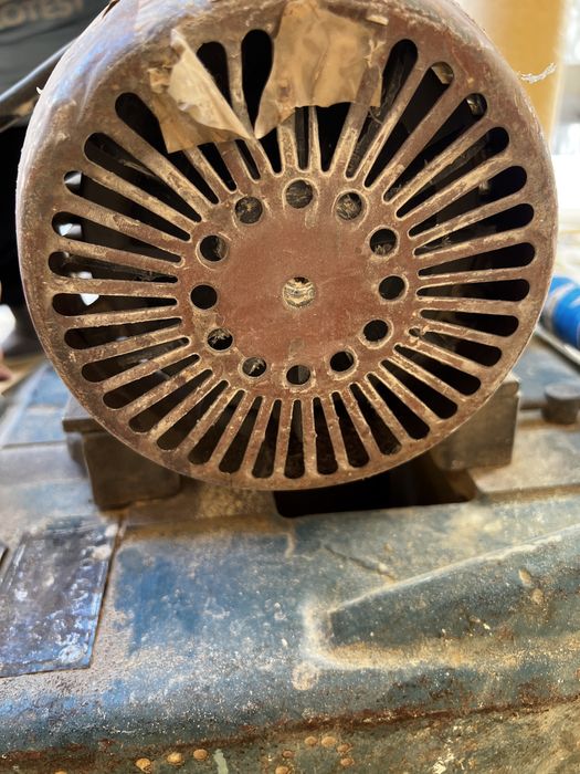 Шлифовочная машина для пола