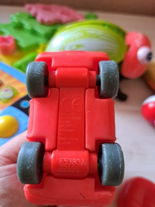 Развивающие игрушки от рождения