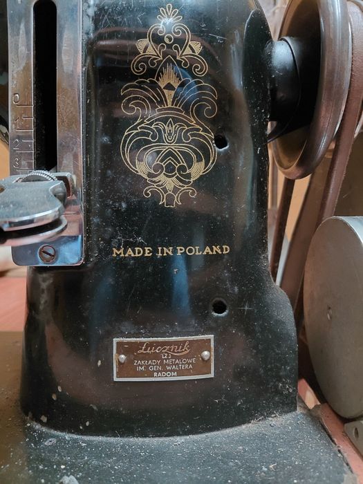 Професионална ЕЛЕКТРИЧЕСКА Шевна Машина LUCZNIK (за кожа)