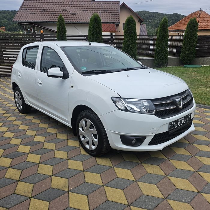 Vând Dacia Sandero