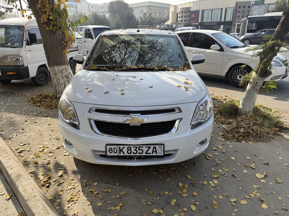 Cobalt 3 pazitsiya avtomat 2024 yil 15 300 km probeg