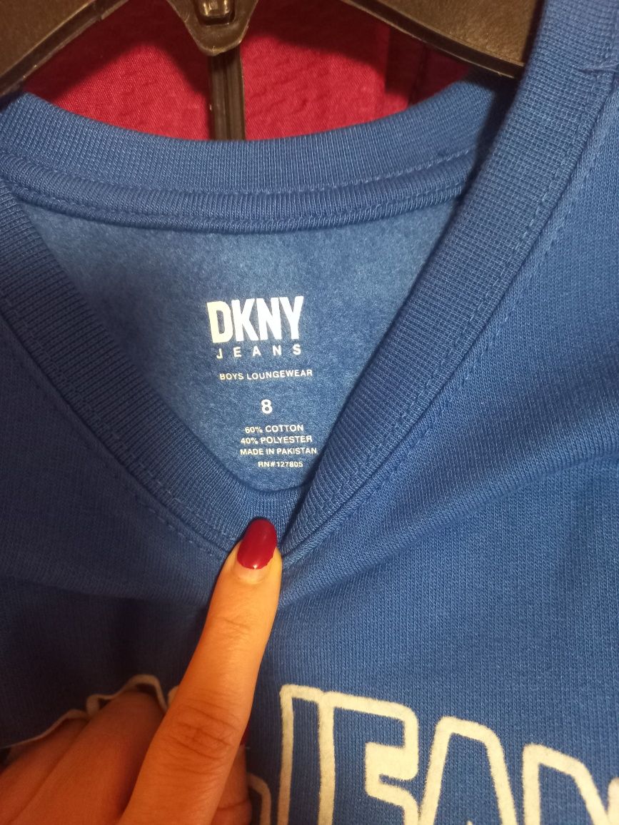 Нов детски комплект на DKNY