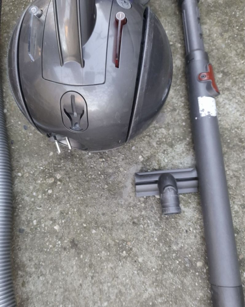 Dyson DC 37 allergy aspirator