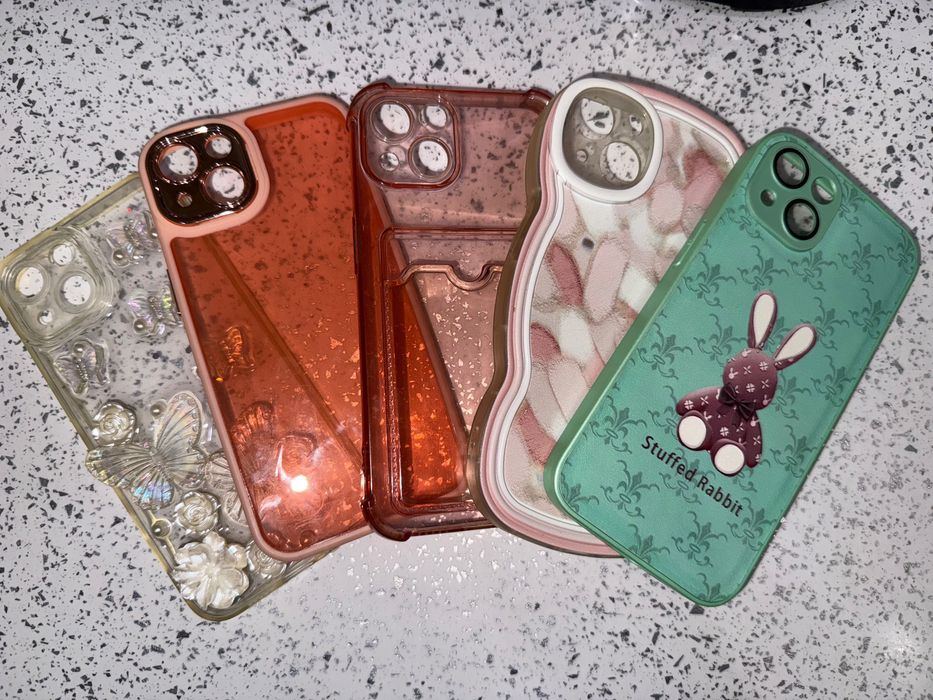 Чехлы на айфон 13