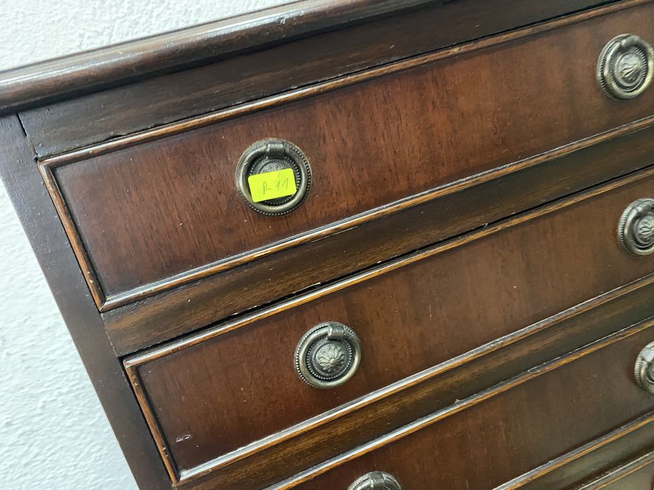 Френски шкаф от масивно дърво