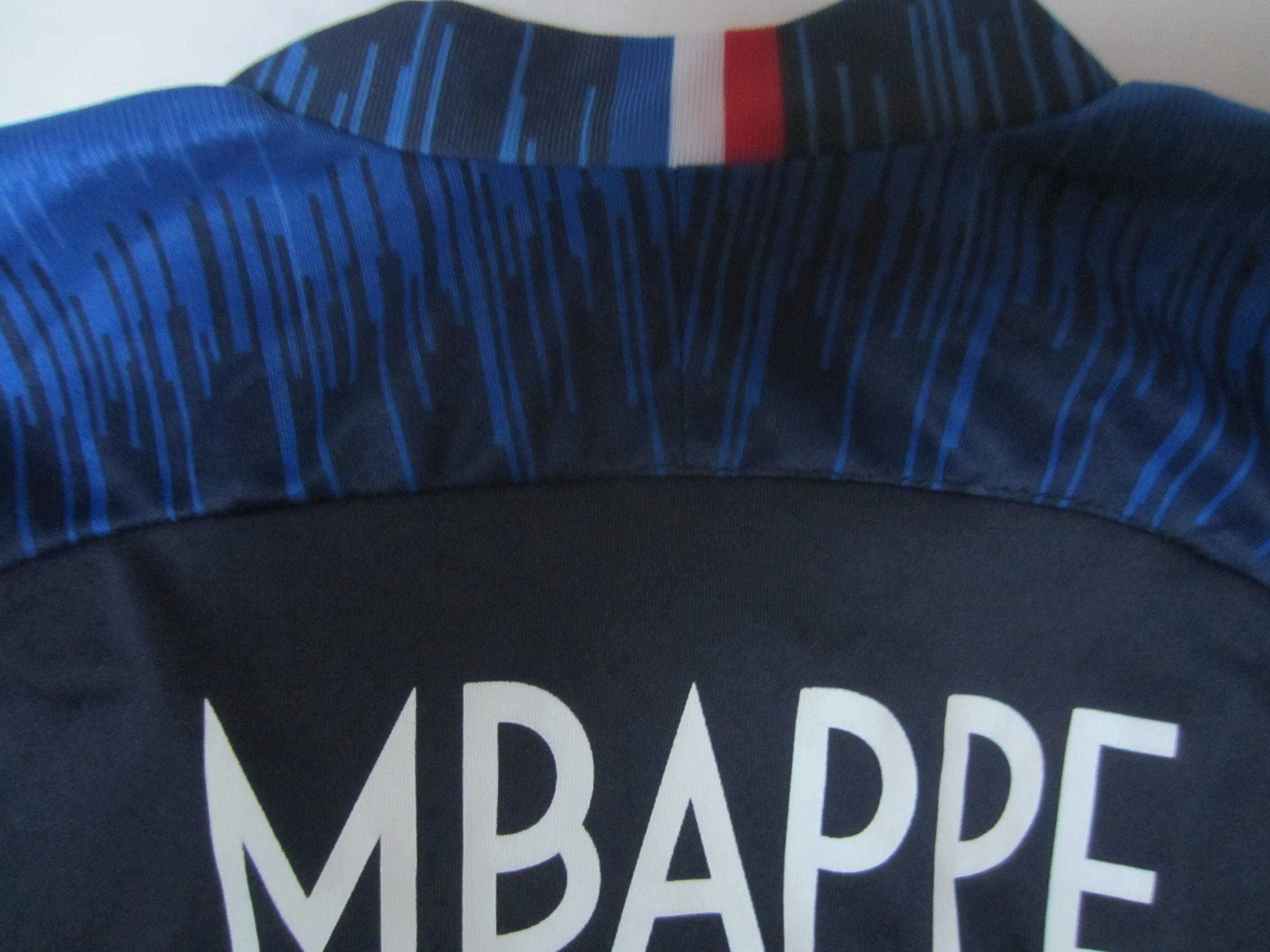 Tricou Mbappe,Franta, copil masura M-junior ( 164), stare f.buna