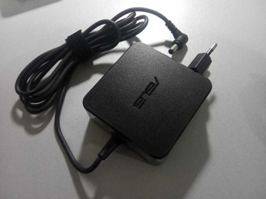 от ноутбука Asus, зарядка для ноутбука Asus, зарядка на ноутбук Asus