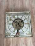 Ceas de perete dimensiuni 60x60 auriu