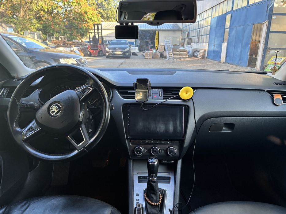 Skoda octavia 3 2014 2.0 TDI DSG/NAVI
