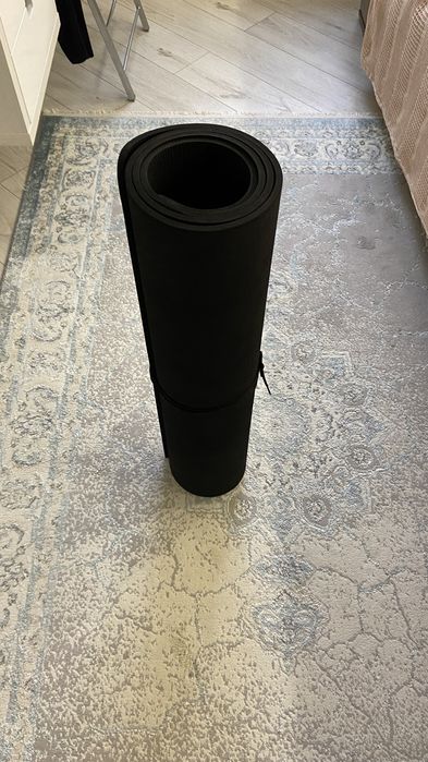 Качественный коврик для йоги