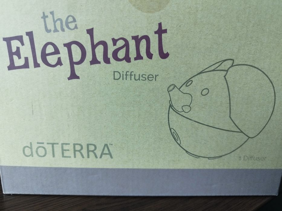 НОВ Дифузер за етерични масла Слонче