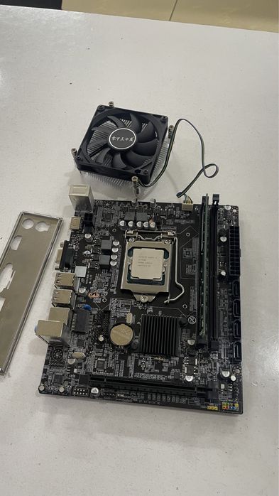 Плата 1151v2 i3-8100