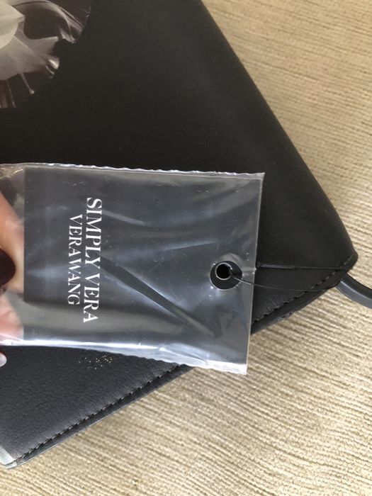 Чанта Simply by Vera Wang