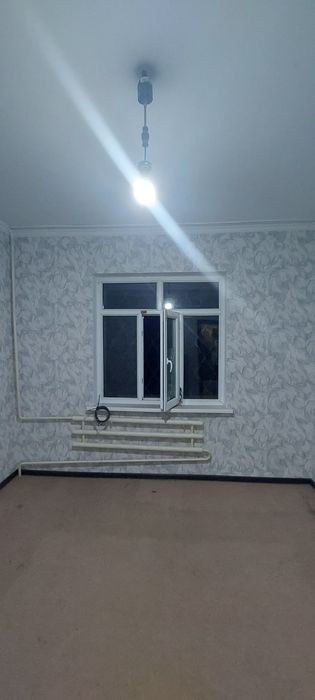 1/1/4 (1 этаж). Бывшее общежитие. Спутник 4 (Сергели). Метро - 500 м!