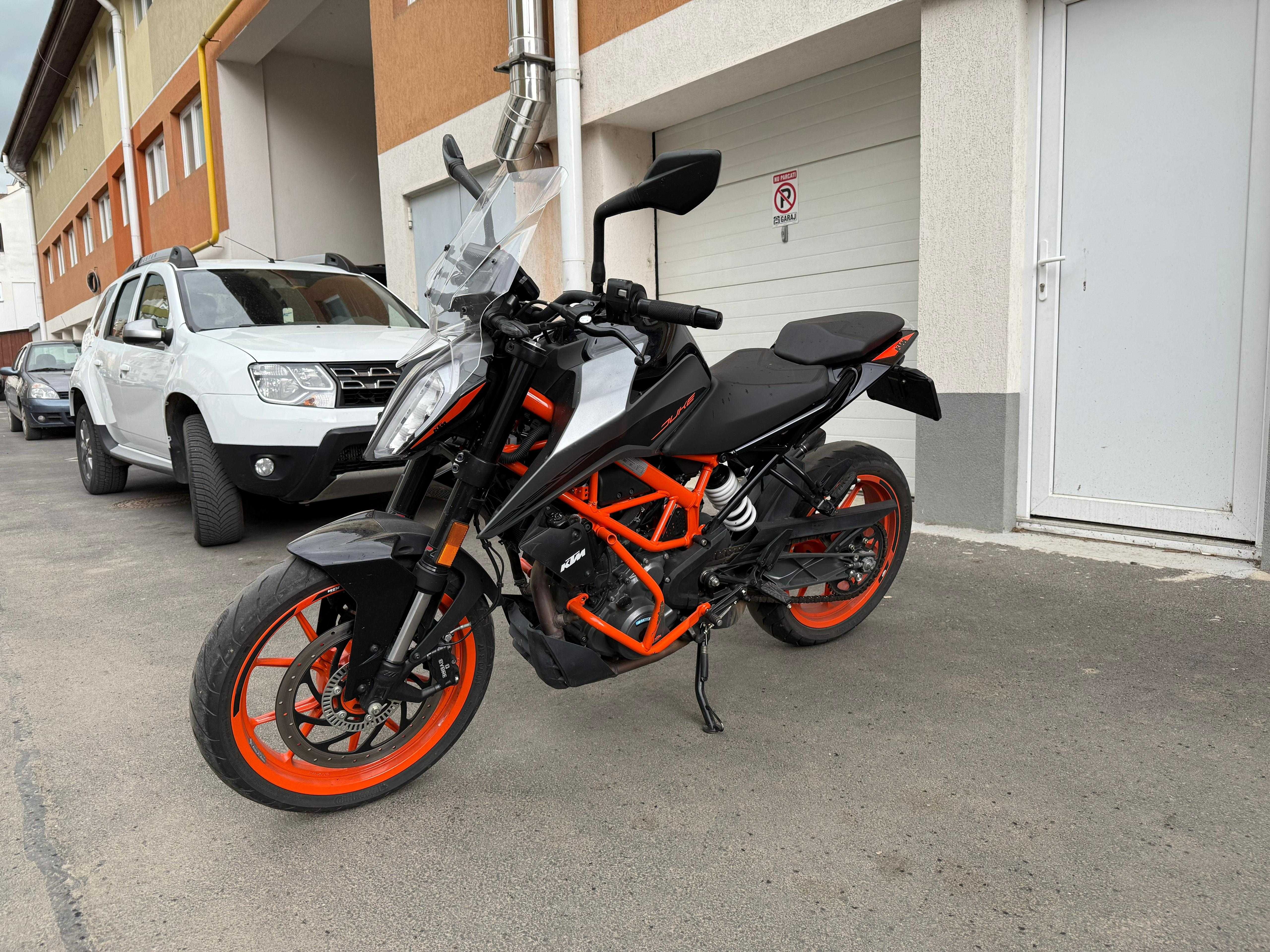 KTM Duke 390 Akrapovic 2022