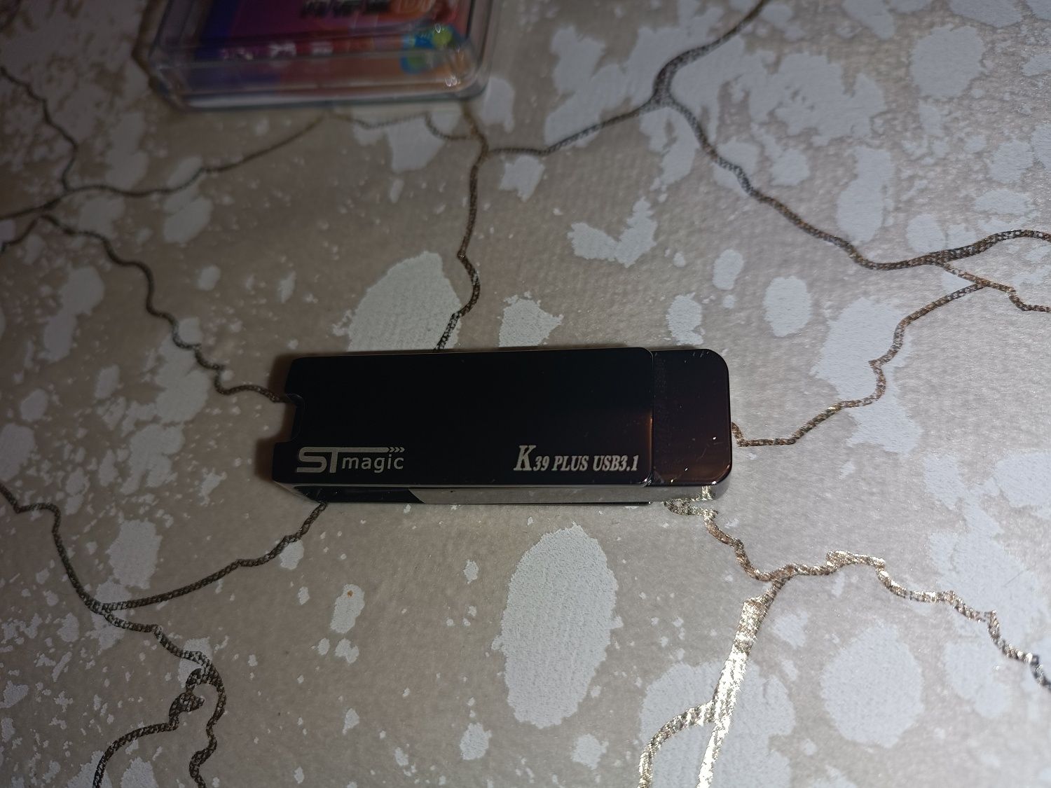 Продам USB накопитель
