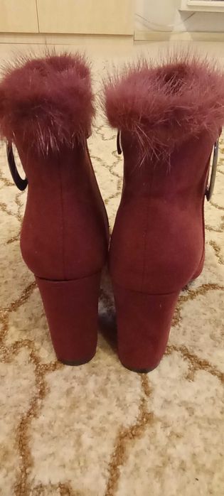 Дамски боти велур