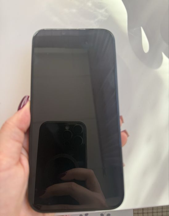 Продавам IPhone 14 plus