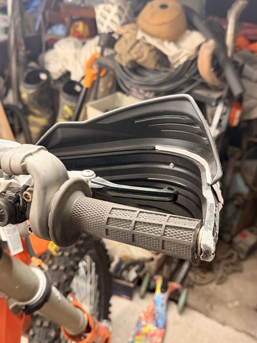KTM НА ЧАСТИ цял мотор  2005г