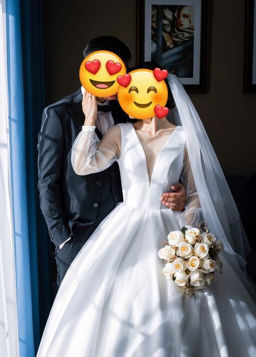 Срочно !!!Белоснежное Свадебное платье