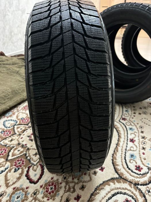 Шины зимние  новый