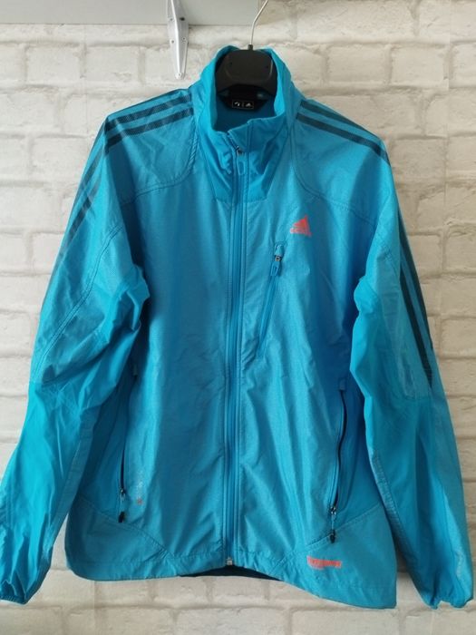 Vând geacă Adidas