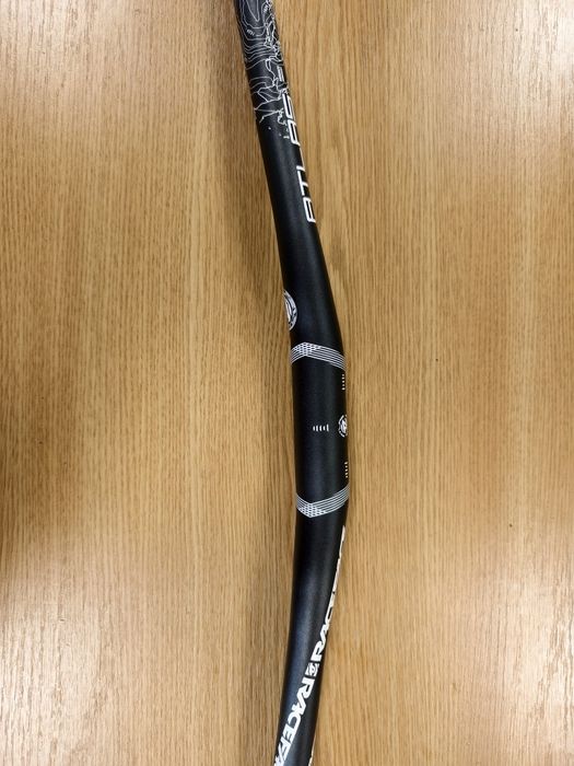 Кормило RACE FACE ATLAS 31.8х785 20MM RISE Black