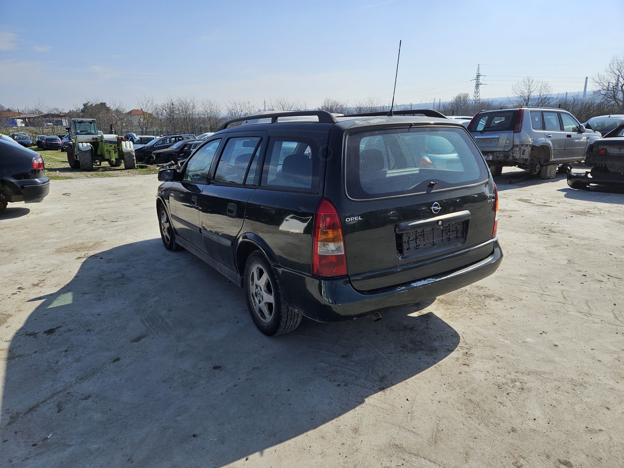 Опел Астра 2.0 DTI 101к.с. На части