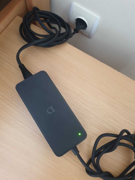 Incarcator trotineta Xiaomi Mi 365 42V 1,7Ah 2A cu mufa groasa rotunda