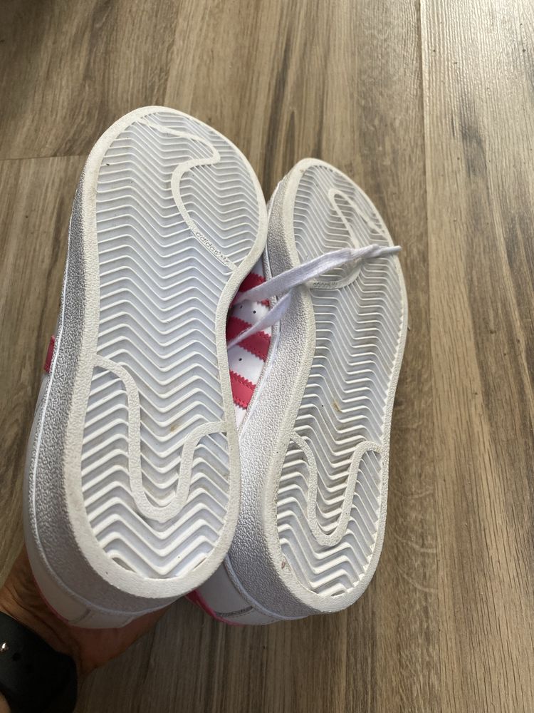 Оригинални кецове ADIDAS Superstar! 36 н