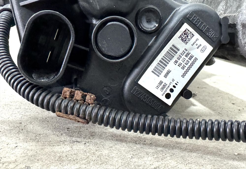 Перфектна електрическа кормилна рейка за bmw БМВ e90 / e91 / e84 / e87