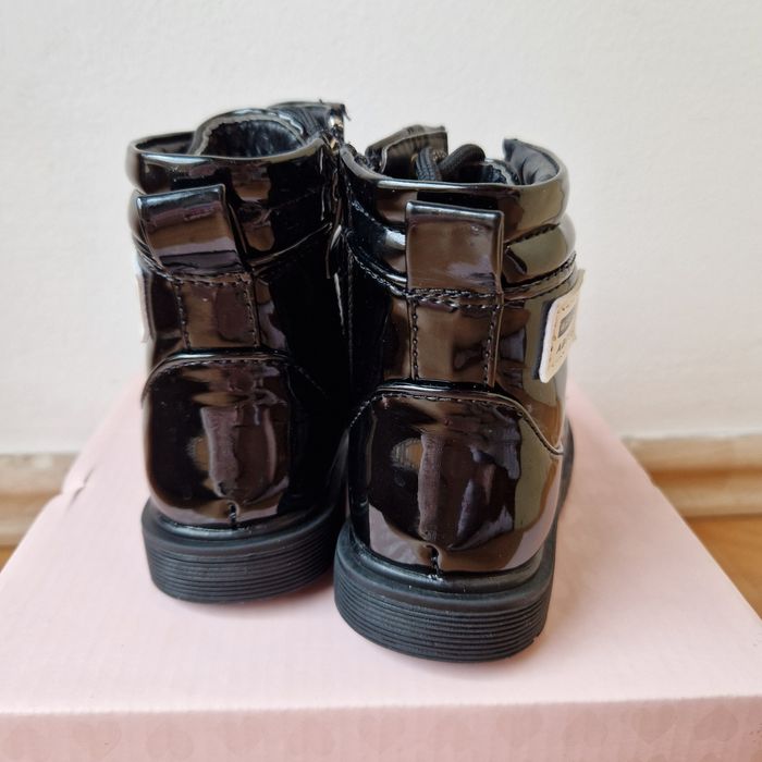 Ghete blana fetite, bebe, masura 21