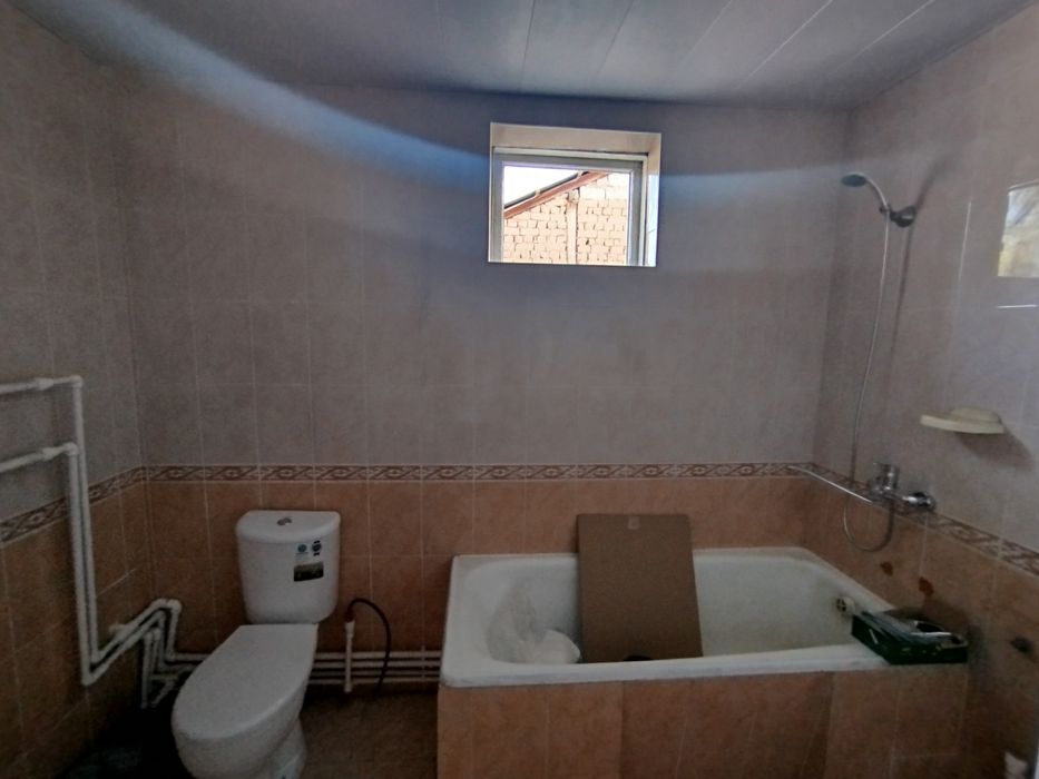 Kivartira sotiladi ikki xonali 60kv