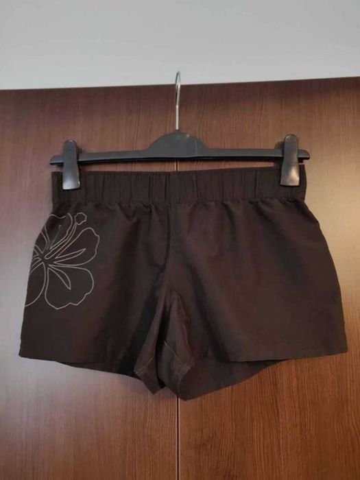 Pantaloni scurti si lungi dama