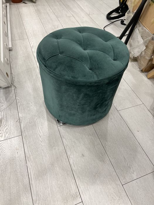 Банкетка / пуфик в наличии 2шт