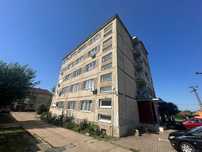 Apartament 2 camere etaj 3 Ghioroc