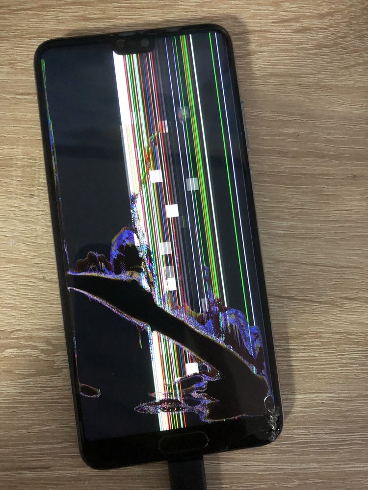 Huawei p20 , ecran spart , piese