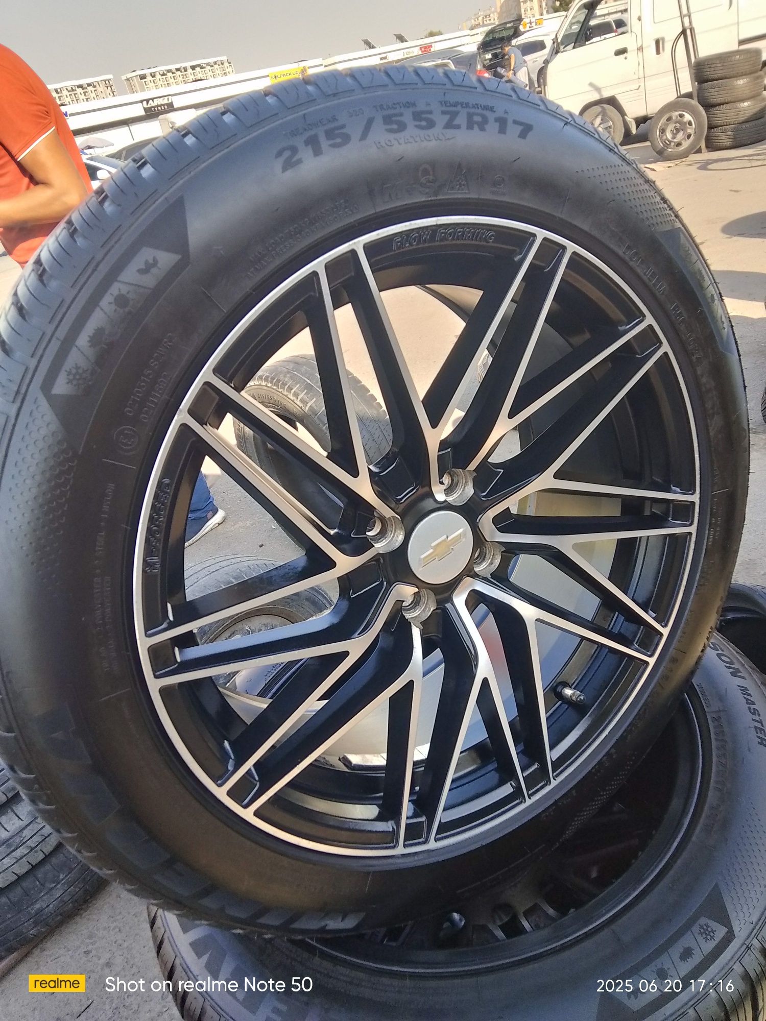 Razmer 17 Vossen disk balon