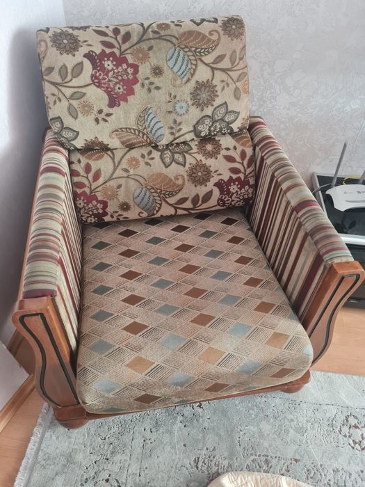 Продам комплекс мягкой мебели